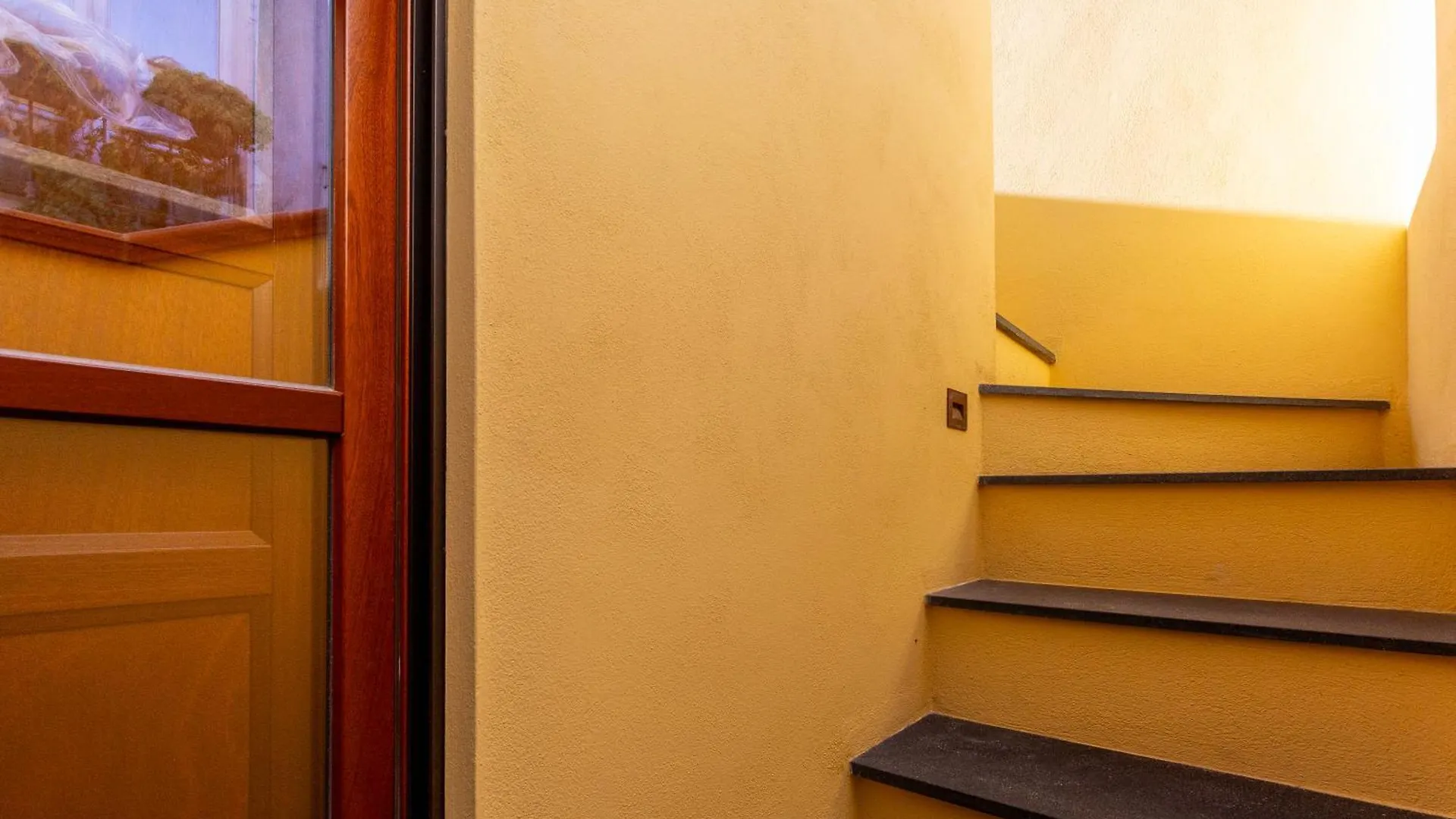 Apartment Ferienwohnung Mch-Marina Charming House Cagliari