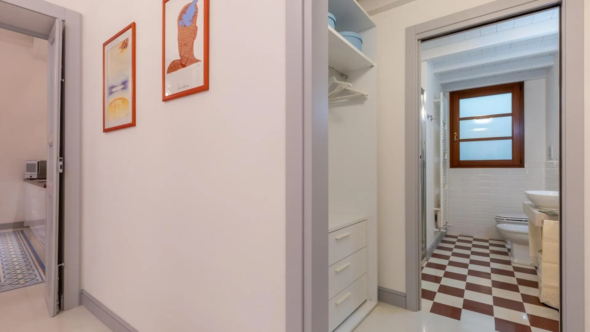 Apartment Ferienwohnung Mch-Marina Charming House Cagliari