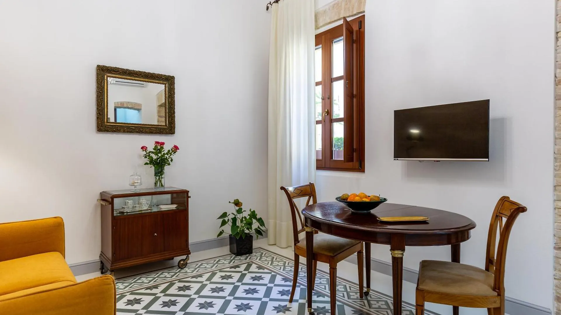 Apartment Ferienwohnung Mch-Marina Charming House Cagliari